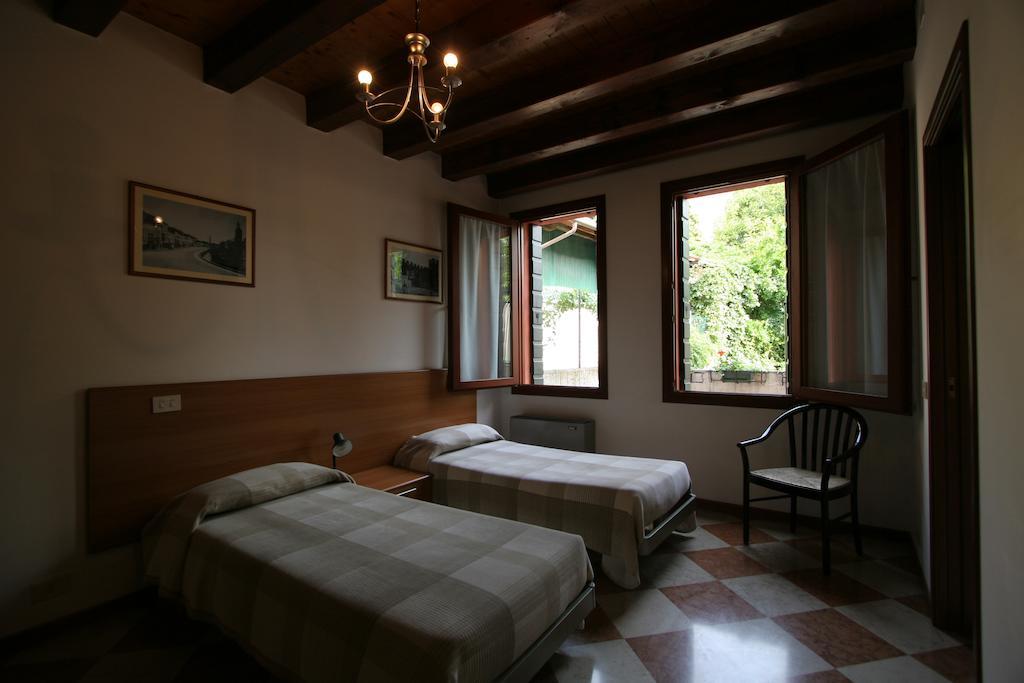 Cornarorooms Castelfranco Veneto Room photo
